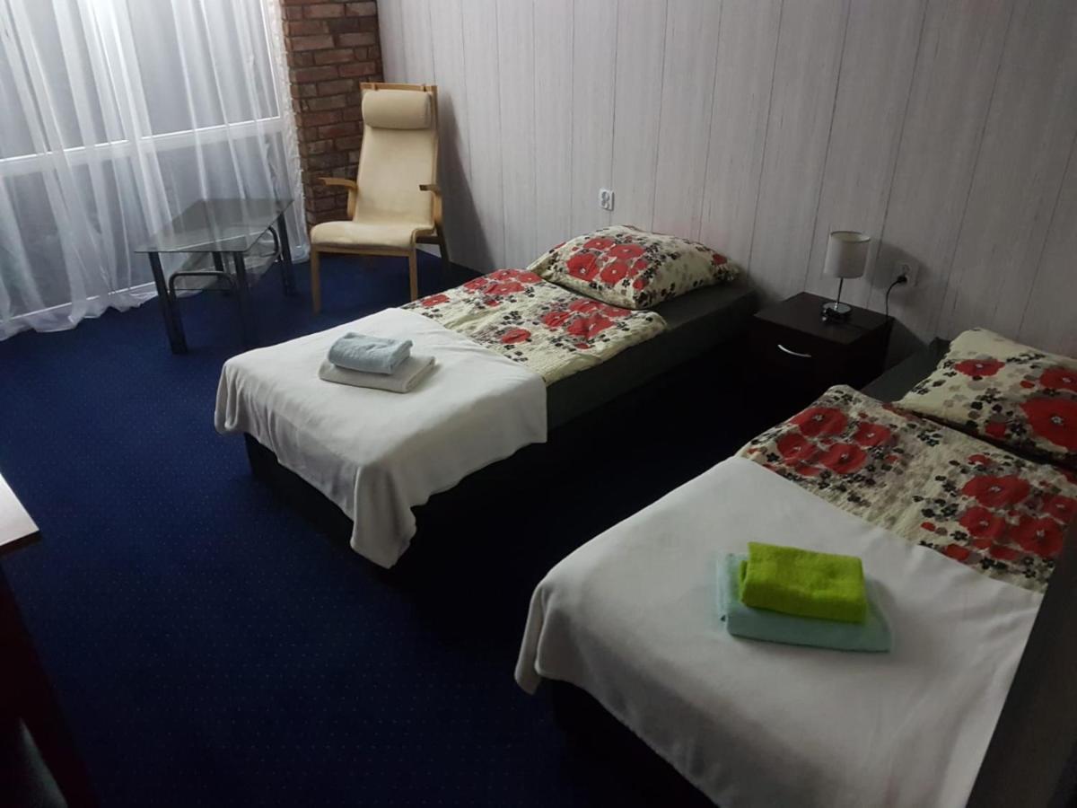Hotel H-Odra Nowa Sol Esterno foto
