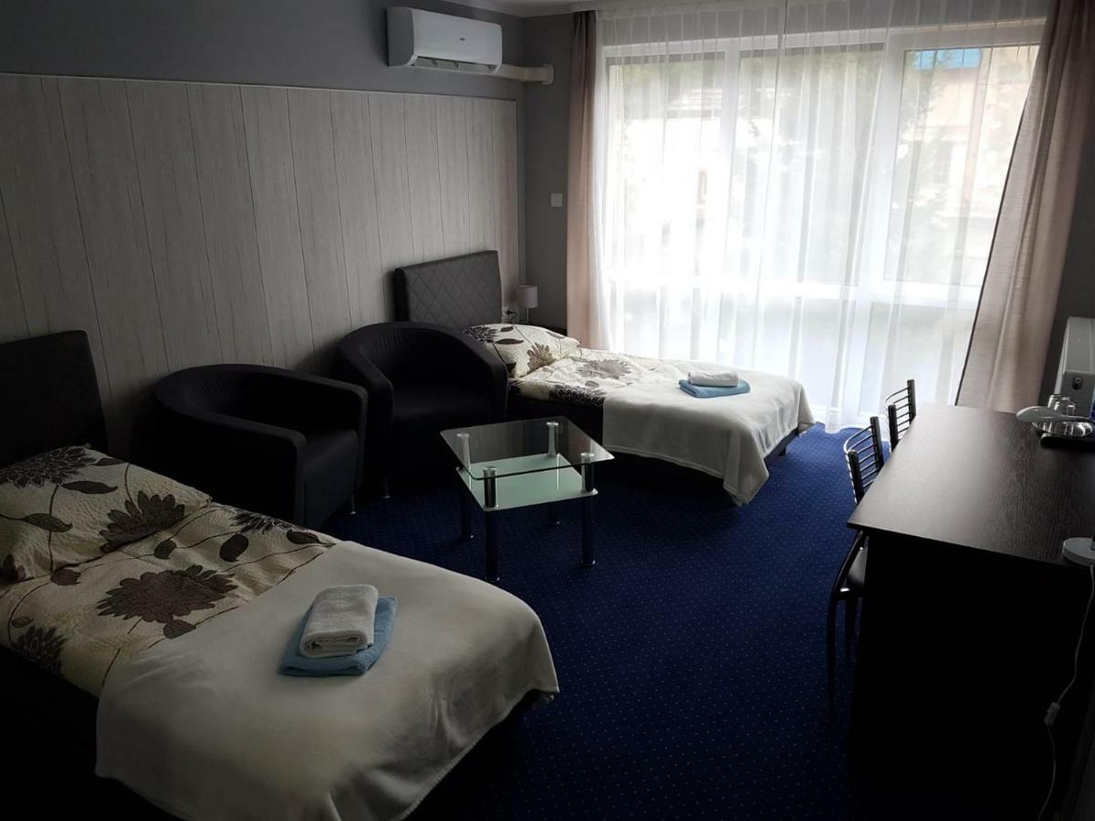 Hotel H-Odra Nowa Sol Esterno foto